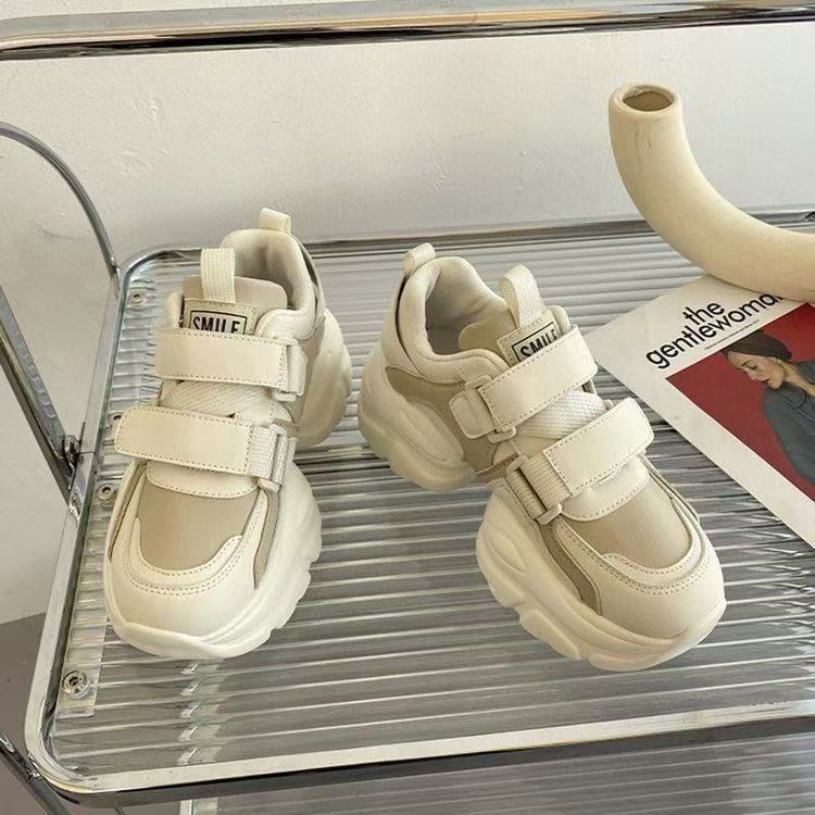 Damen Sneakers mit dämpfenden Klettverschlüssen und atmungsaktiver Obermaterialstruktur R&B