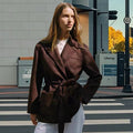 Damen modische Kunstlederjacke mit Taillengürtel und praktischen Taschen R&B