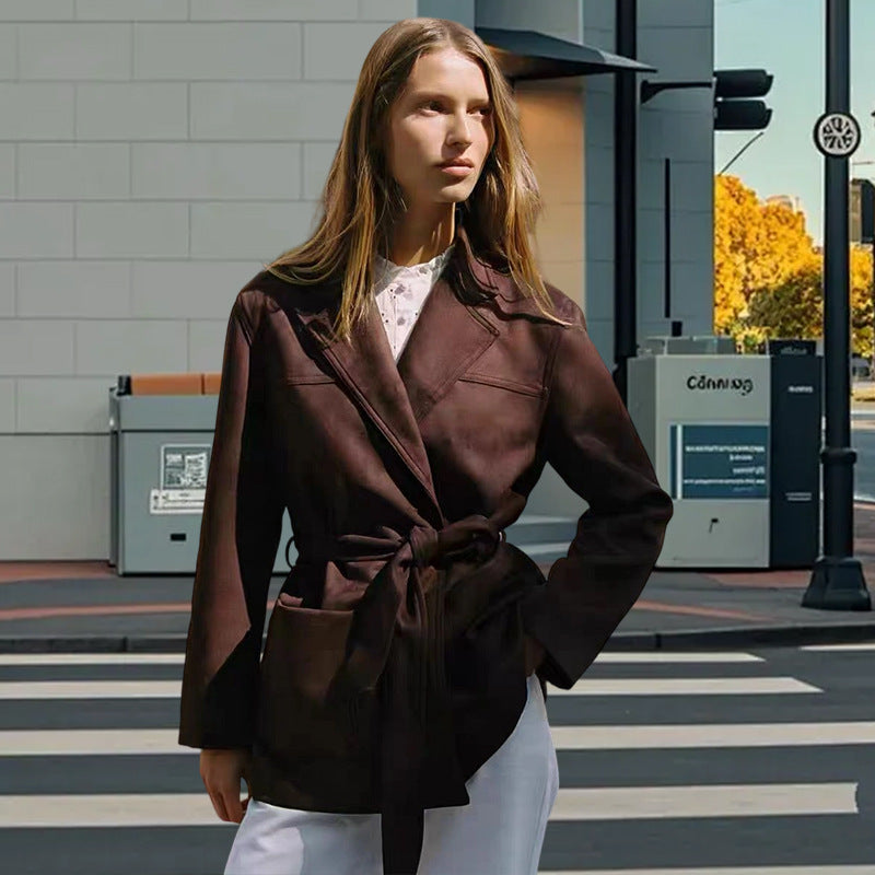 Damen modische Kunstlederjacke mit Taillengürtel und praktischen Taschen R&B