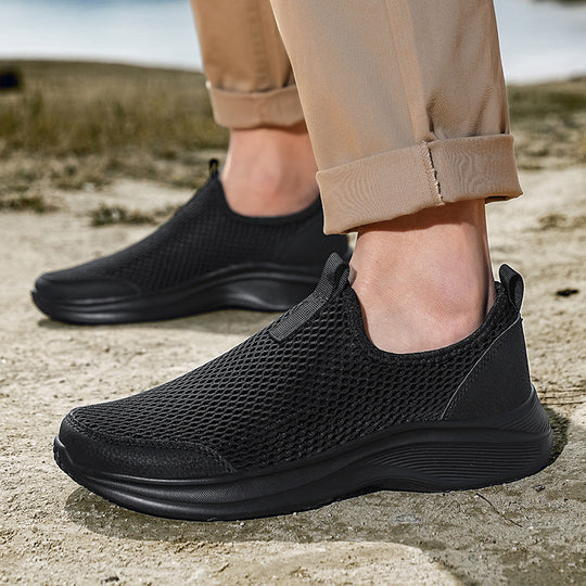 Damen Leichte und atmungsaktive Slip-On Sneakers mit flexiblem Mesh-Heel von R&B