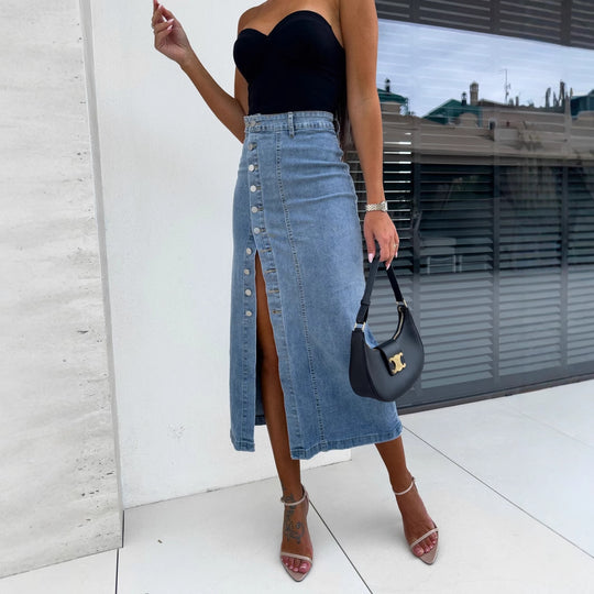 Damen Langer Jeansrock mit seitlichem Schlitz und modischen Knopfdetails R&B