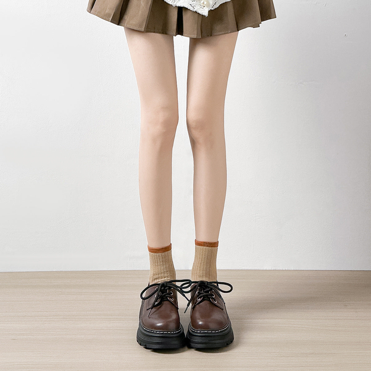 Damen Schnürschuhe mit robustem Plateau und stylishem Design