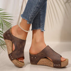Damen Plateau-Pantoletten mit modischem Cut-Out-Design und rutschfester Korksohle R&B