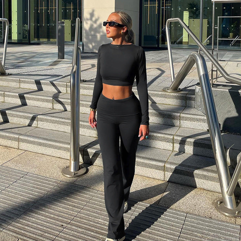 Damen Sportliches Langarm-Crop-Top und figurbetonte Flared-Hose Set R&B
