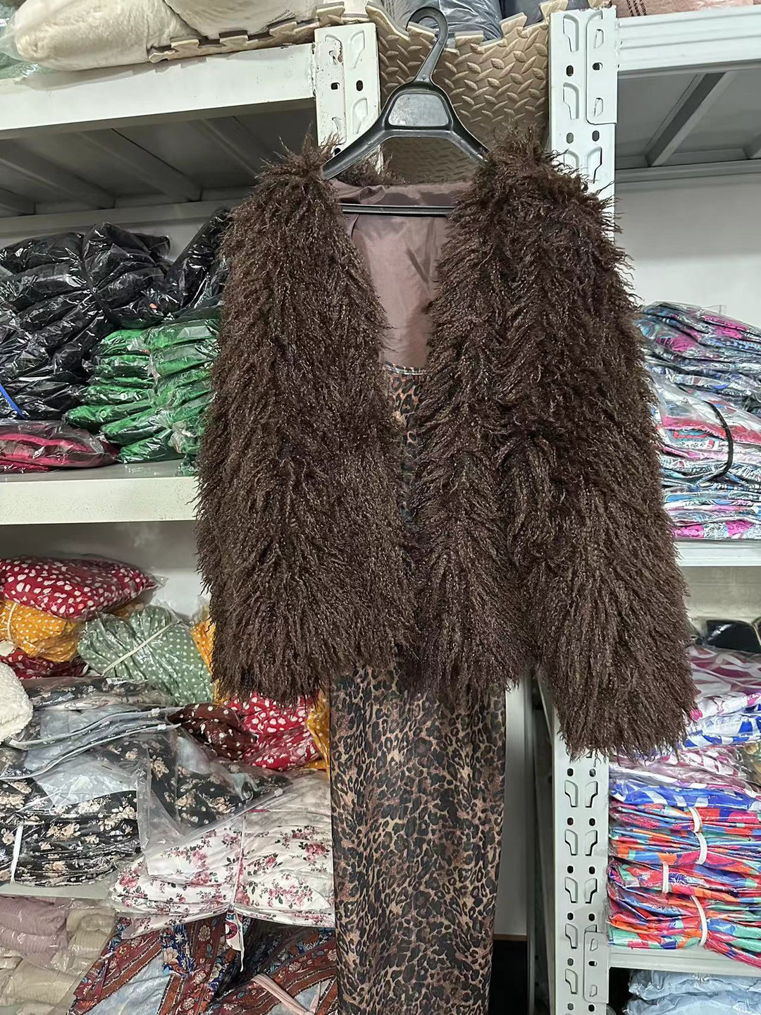 Damen Luxuriöse Kunstfell-Weste mit modischem Schnitt und voluminösem Design R&B