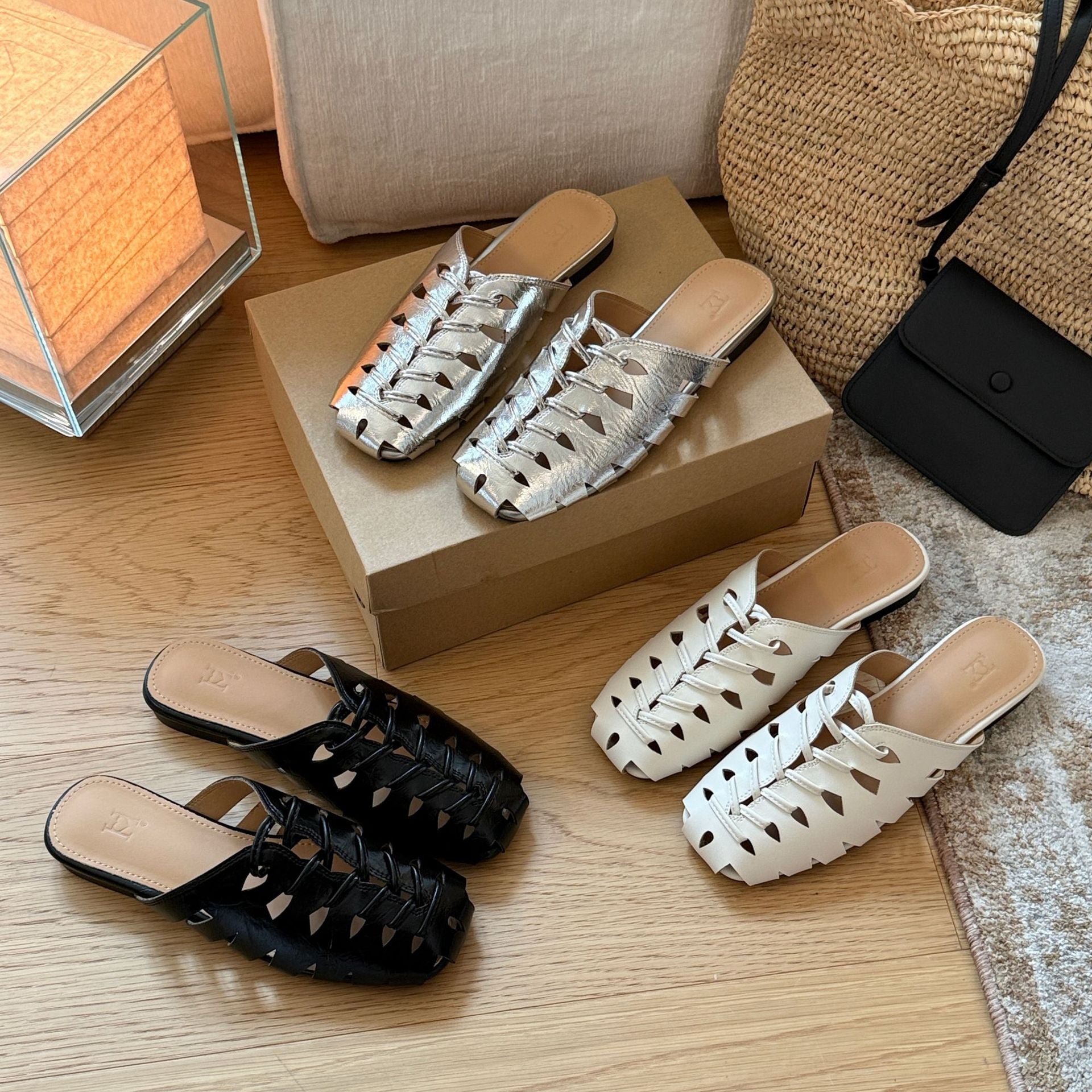 Damen Sommerliche Mules mit kunstvollem Cut-Out-Design und weich gepolstertem Fußbett