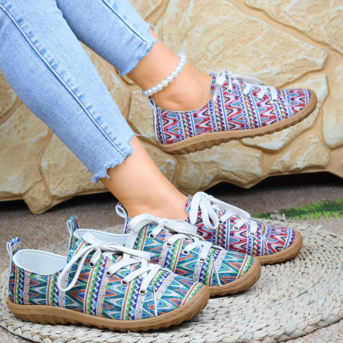 Damen Sneakers mit buntem Ethno-Muster und rutschfester Sohle R&B
