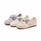 Damen modische Slip-On Sneakers mit funkelndem Schmuckdetail R&B