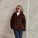 Damen Modische Wickeljacke aus hochwertigem Material mit taillierbarem Gürtel R&B