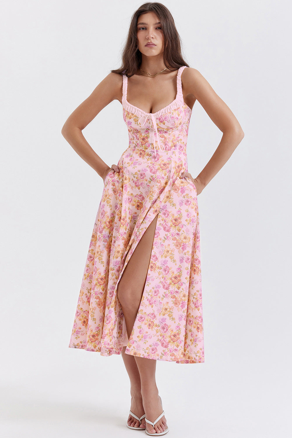 Damen Maxikleid mit romantischem Schnitt und raffinierten Rüschendetails R&B