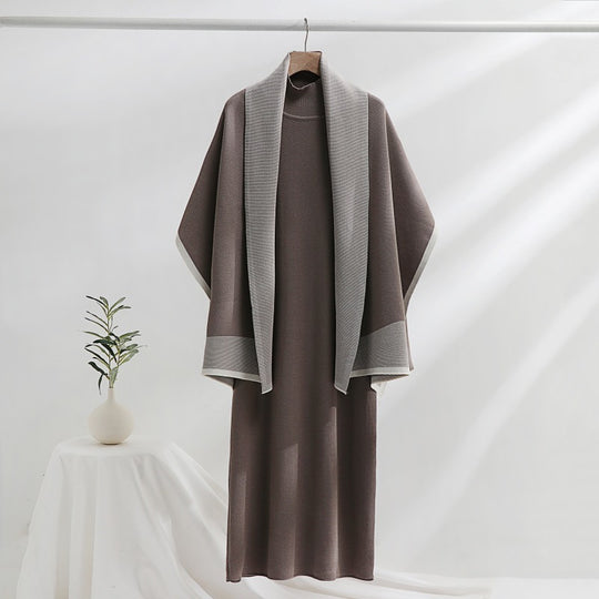 Damen Strickkleid mit drapierter Strickjacke R&B