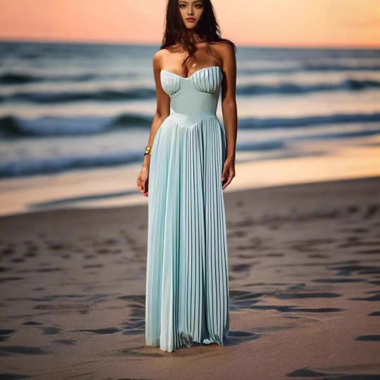 Damen Plisseekleid mit tiefem Herzausschnitt und fließendem Rock R&B