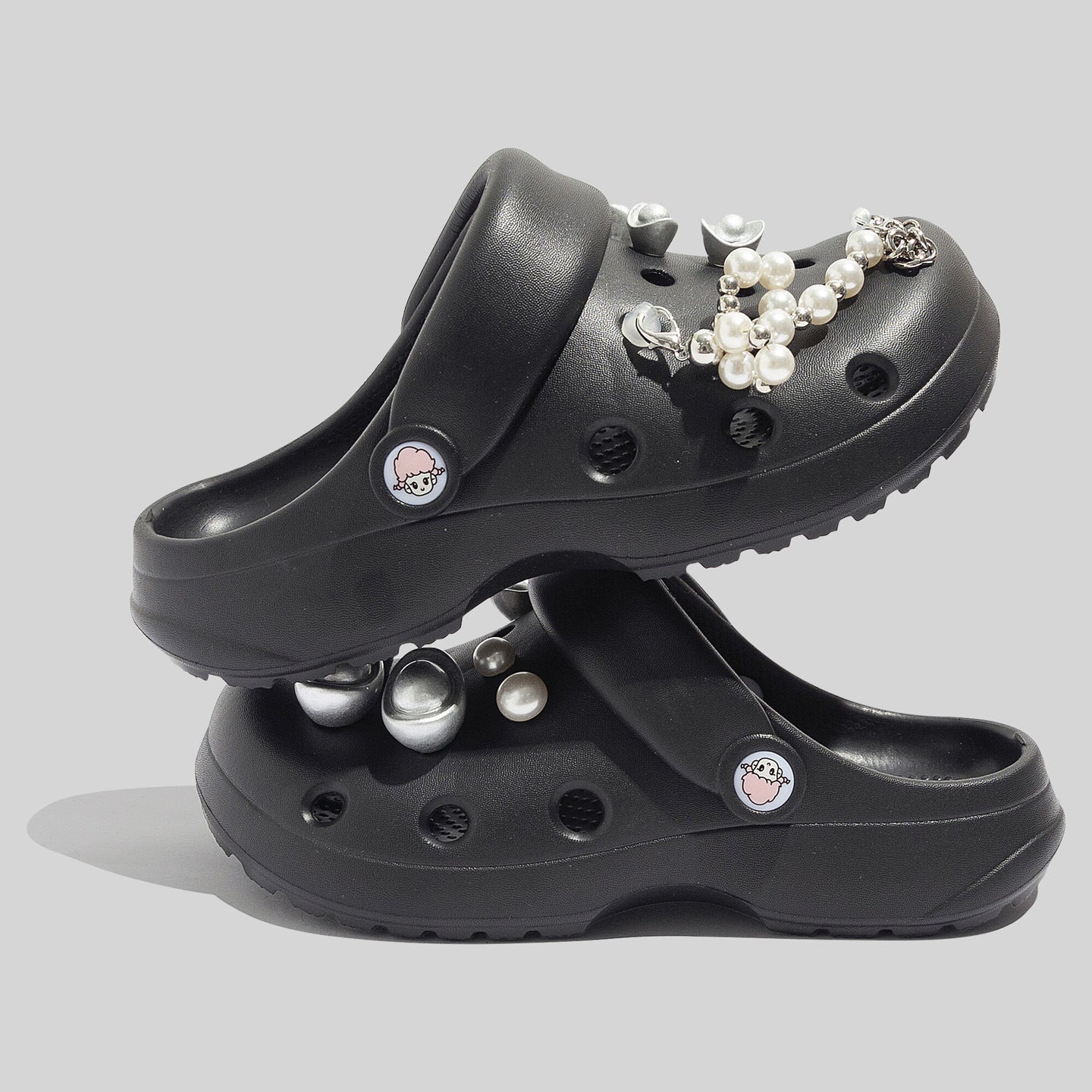 Damen Modische Clogs mit dekorativen Perlen und einzigartigem Design
