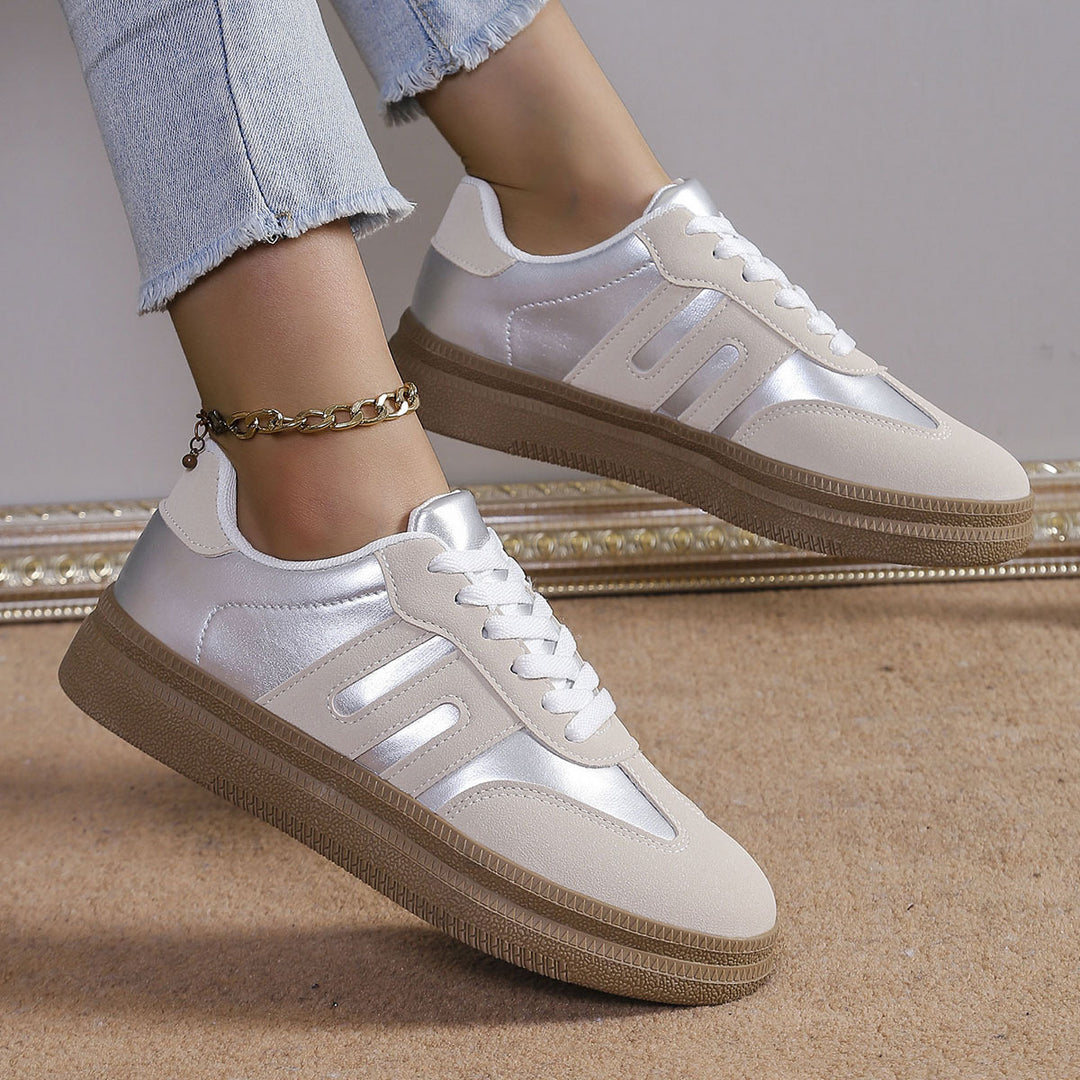 Damen Sportliche Sneakers mit satiniertem Obermaterial und Retro-Design R&B