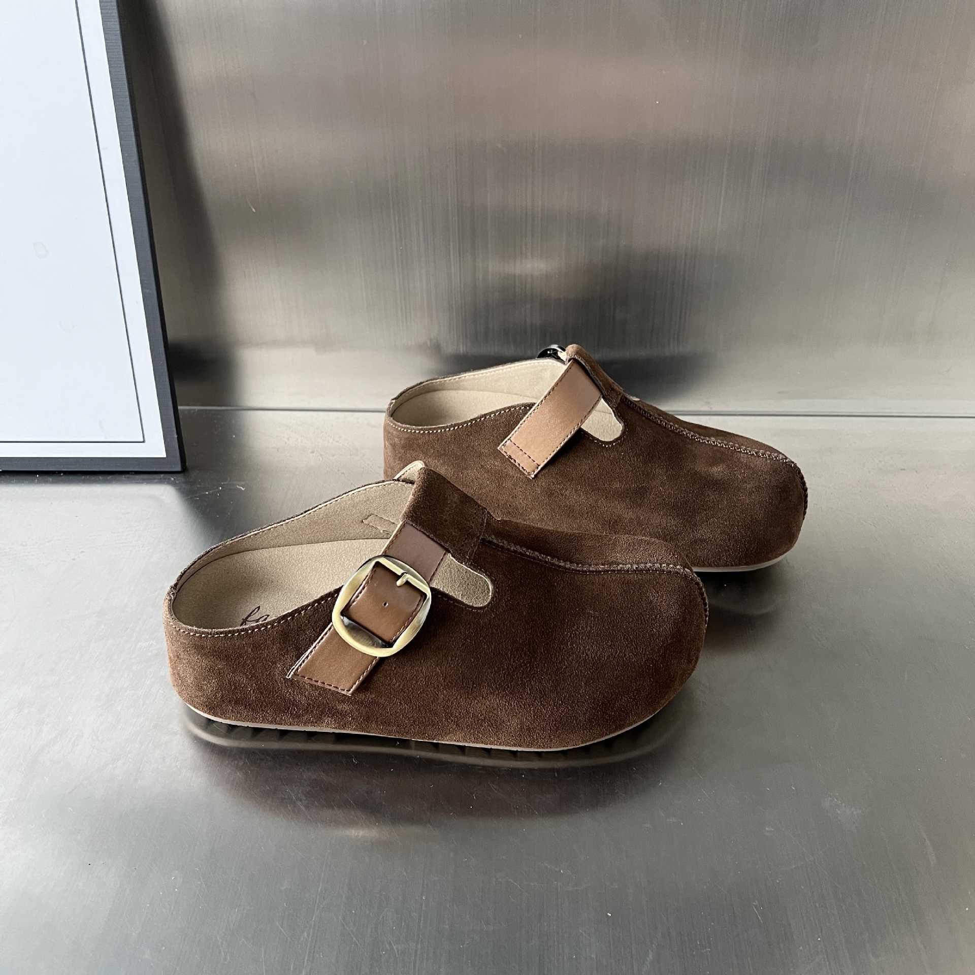 Damen Komfortable Clogs mit elegantem Schnallenverschluss aus feinem Wildleder R&B