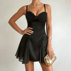 Damen Elegantes Nachthemd mit Spitzenoberteil und schwingendem Saum R&B