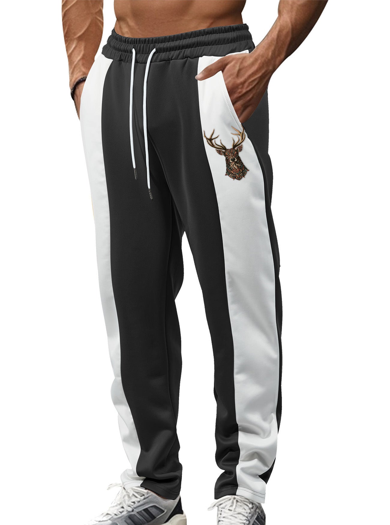 Herren nan sportive Trackpants mit seitlichen Kontrastbahnen elastischem Bund Kordelzug und Hirschstickerei R&B