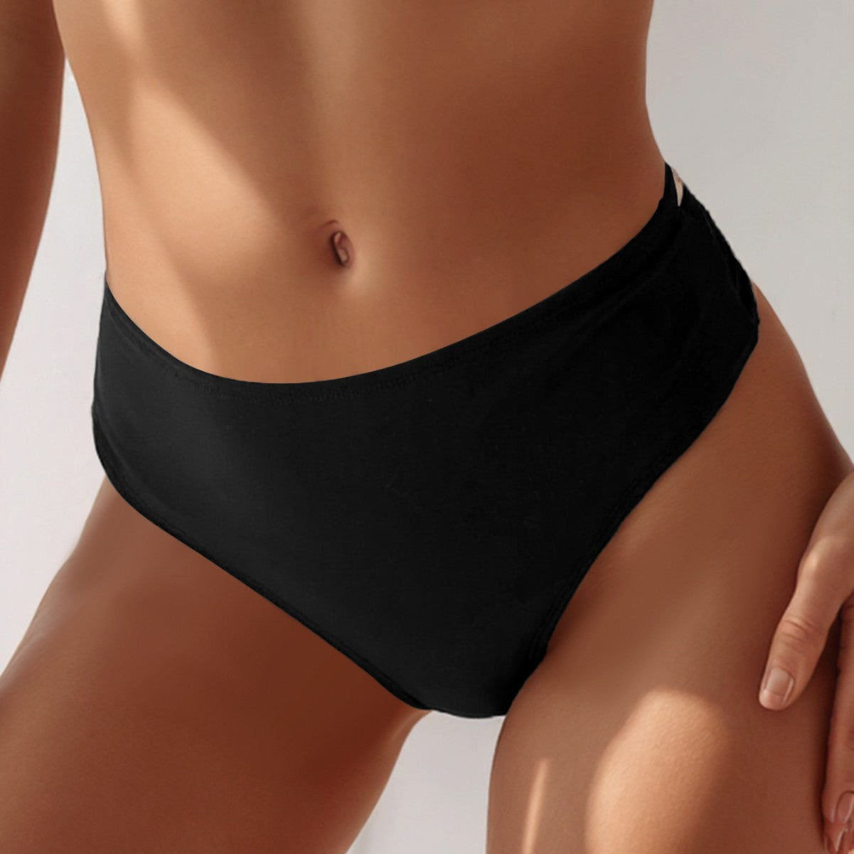 Damen Bikini-Höschen mit verstellbaren X-Trägern und elegantem Design R&B