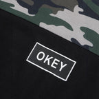Herren Camouflage Sportanzug mit modernem Design und praktischen Taschen