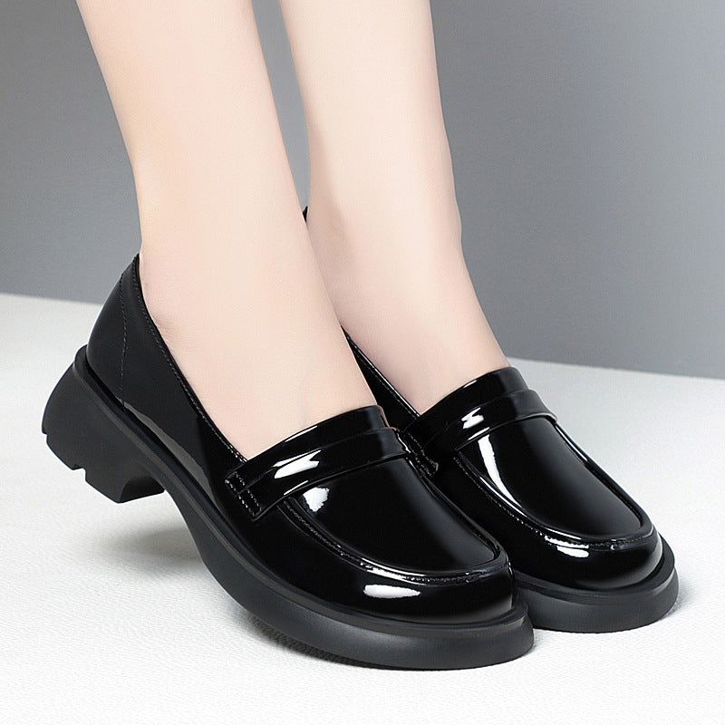 Damen Modische Slipper mit glänzender Oberfläche und blockiertem Absatz R&B