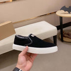 Damen Slip-On Sneakers mit bequemer Fütterung und modischem Detail R&B