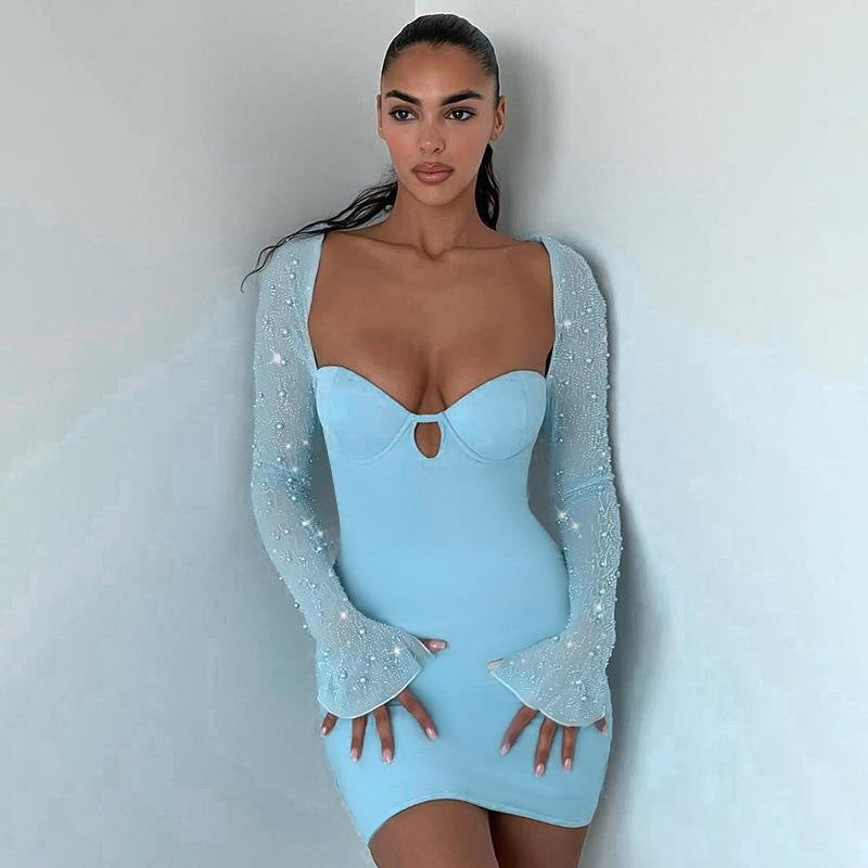 Damen Figurnahes Kleid mit beeindruckenden Puffärmeln und elegantem Ausschnitt R&B