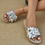 Damen modische Slide-Sandalen mit hochglänzendem Blumendetail R&B