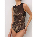Damen Sportbadeanzug mit modernem Grafikdesign und hohem Neck R&B