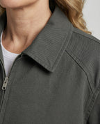 Locker geschnittene Cleanfit Anzugjacke für Damen und Herren im Herbst