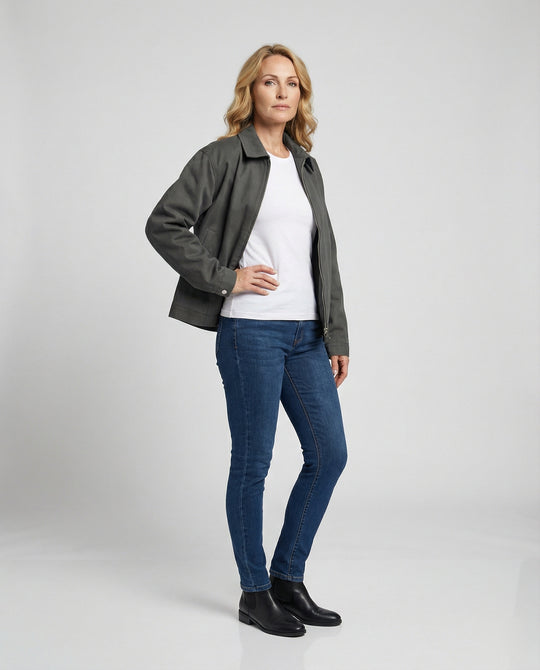 Locker geschnittene Cleanfit Anzugjacke für Damen und Herren im Herbst
