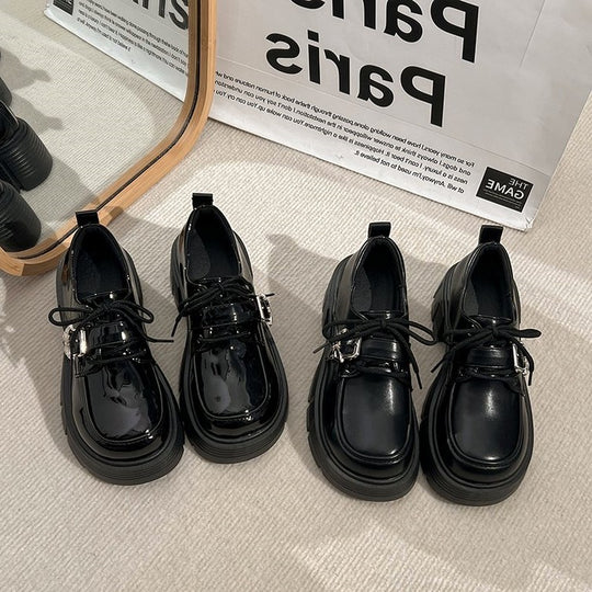 Damen modische Schnürschuhe mit elegantem Schnallen-Detail R&B