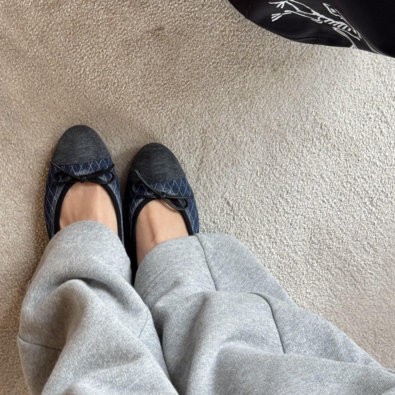 Damen Ballerinas mit elegantem Schleifendetail und modernem Textiloberteil R&B