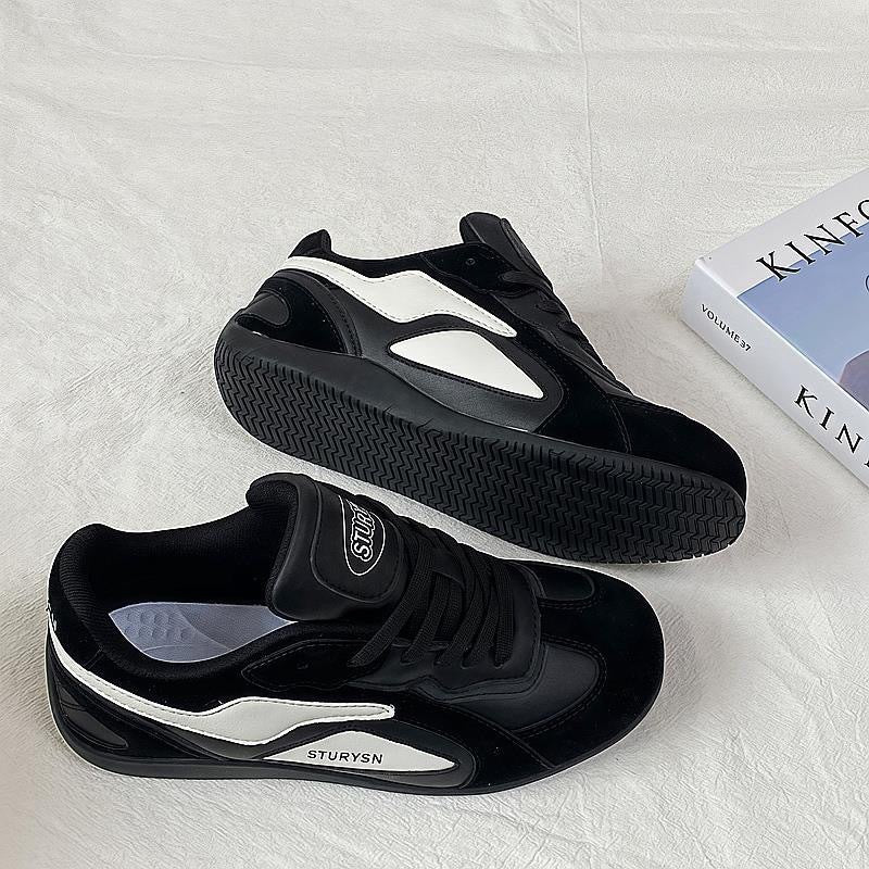 Damen Retro-Inspirierte Sneakers mit atmungsaktivem Obermaterial R&B