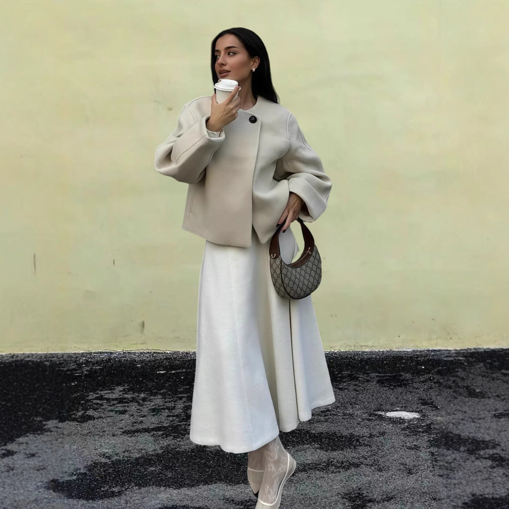 Damen Modische Oversized-Wolljacke mit stylischen Knopfdetails R&B