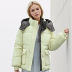Damen gefütterte Pufferjacke mit großzügigen Taschen und abnehmbarer Kapuze