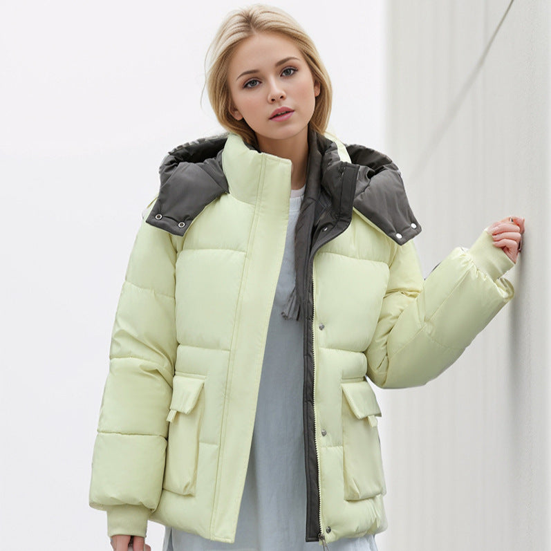 Damen gefütterte Pufferjacke mit großzügigen Taschen und abnehmbarer Kapuze