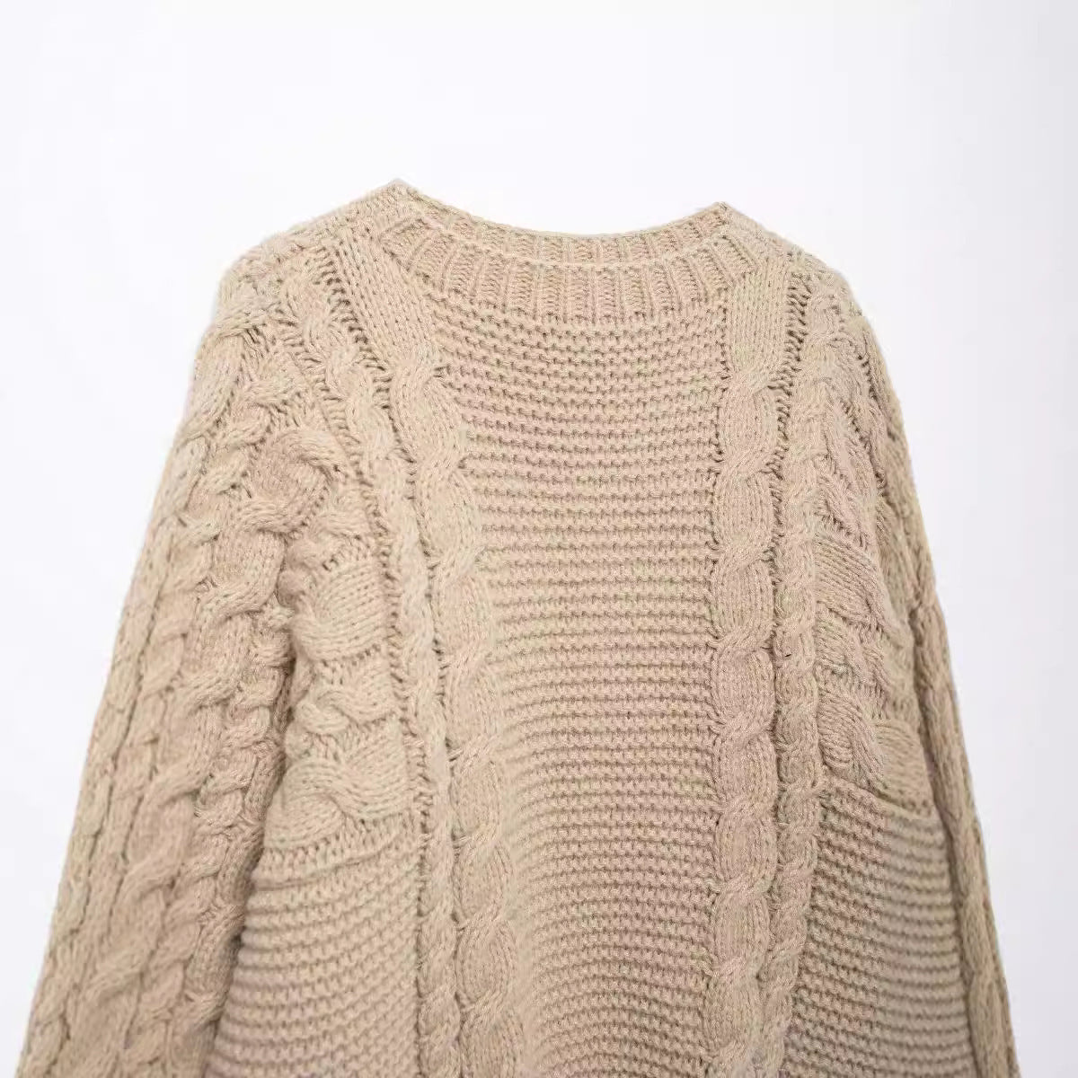 Damen Strickpullover im lässigen Oversize-Schnitt mit aufwendigem Zopfmuster R&B