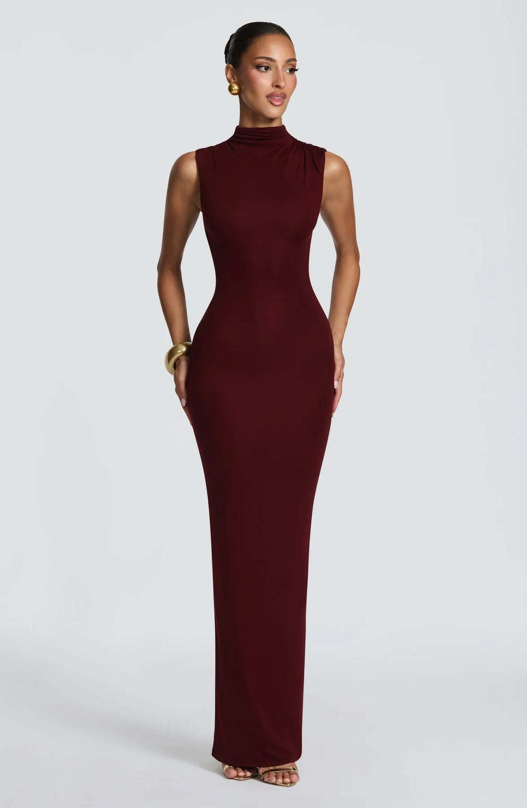 Damen Elegantes langes Kleid mit hohem Kragen und figurbetonter Silhouette R&B