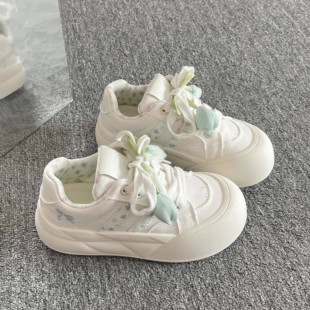 Damen Sneakers mit dekorativen Blütenakzenten und bequemer Polsterung R&B
