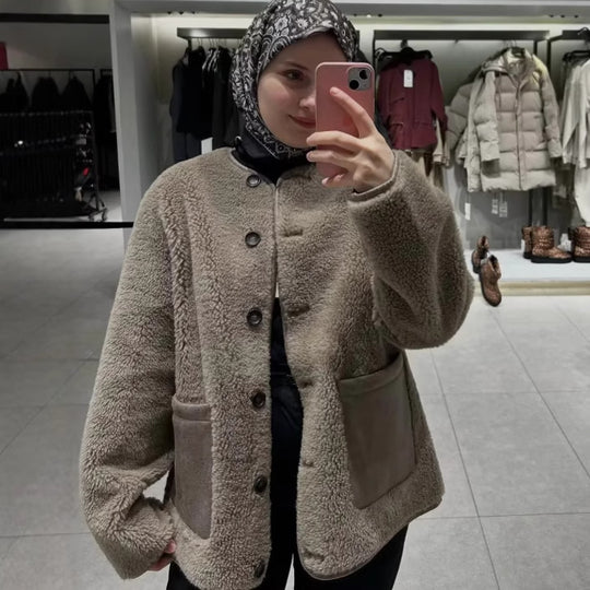 Damen kuschelige Teddyjacke mit praktischen Taschen und Knopfverschluss R&B