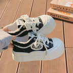 Damen Stilvolle Chunky Sneakers mit weißer Plattform und robustem Obermaterial