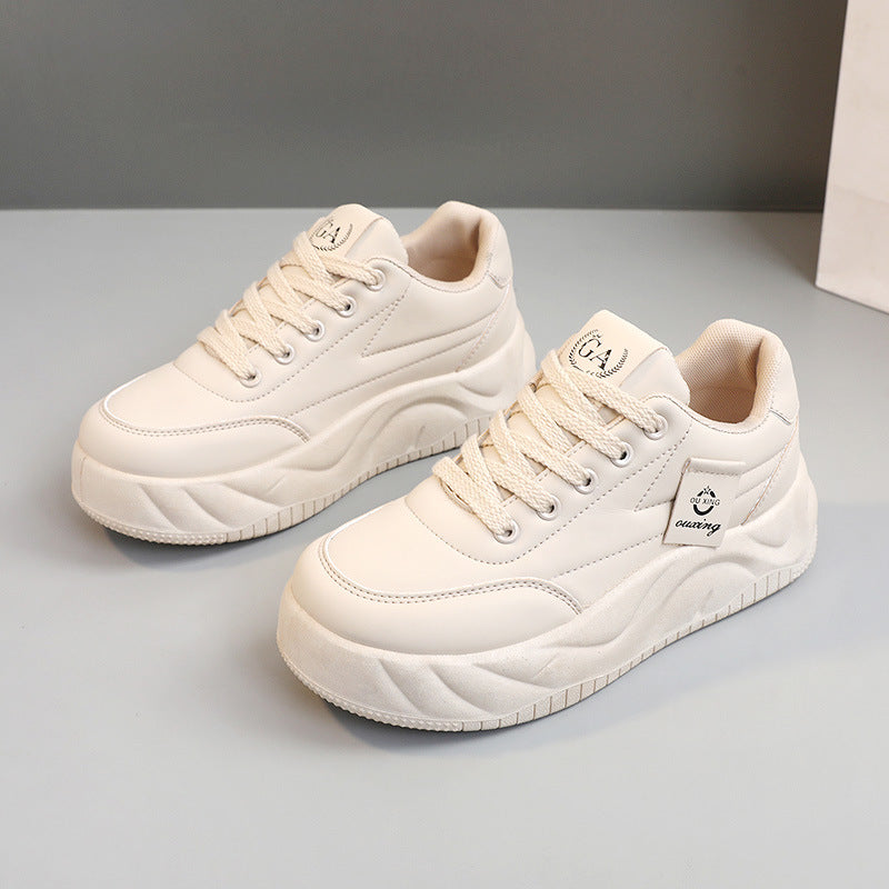 Damen Sportliche Chunky Sneakers mit dämpfendem Profil und robustem Obermaterial R&B