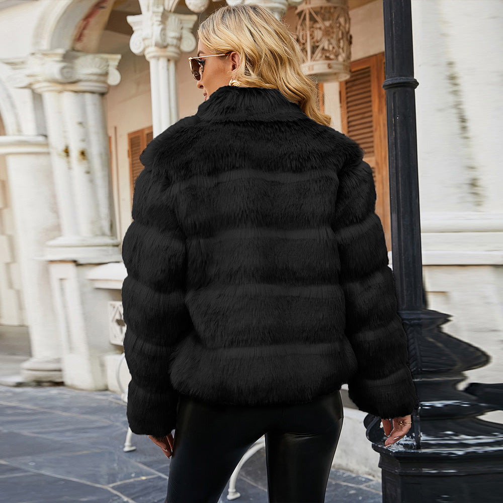 Damen Flauschige Kunstfelljacke mit modischem Schnitt und oversized Passform R&B
