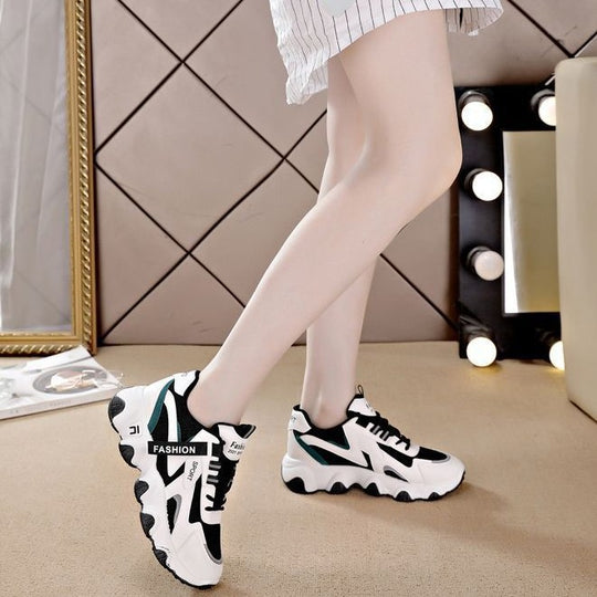 Damen Sportliche Sneaker mit atmungsaktiver Mesh-Oberfläche und dämpfender Laufsohle R&B