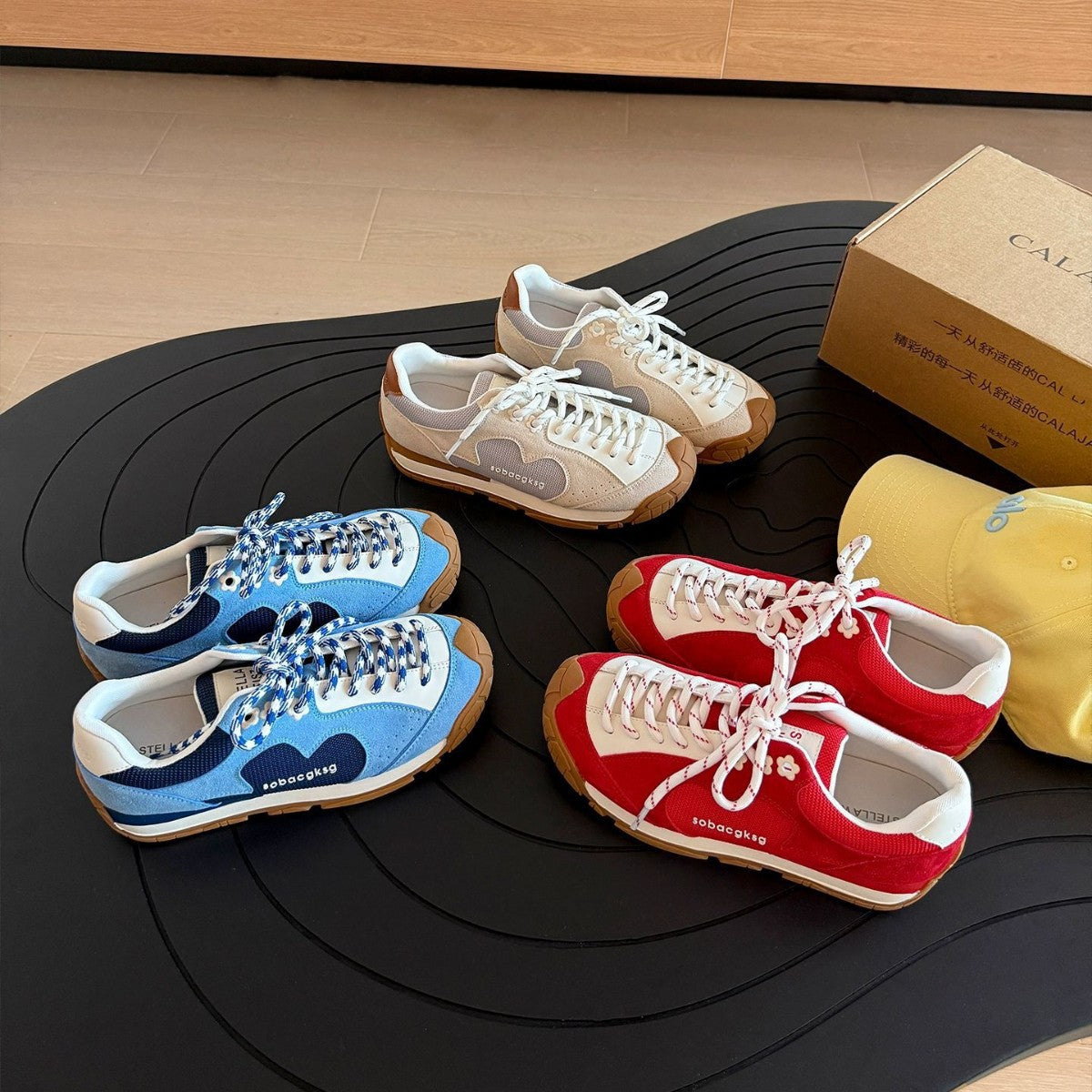 Damen Sneaker mit sportlichem Design und atmungsaktiver Oberfläche R&B