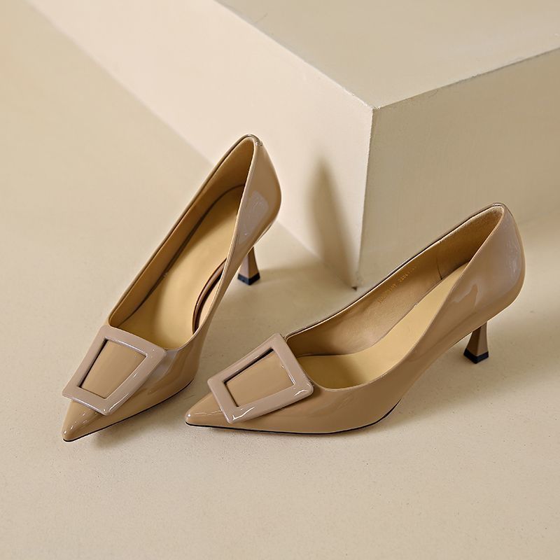 Damen elegante spitze Pumps mit dekorativer Schnalle R&B