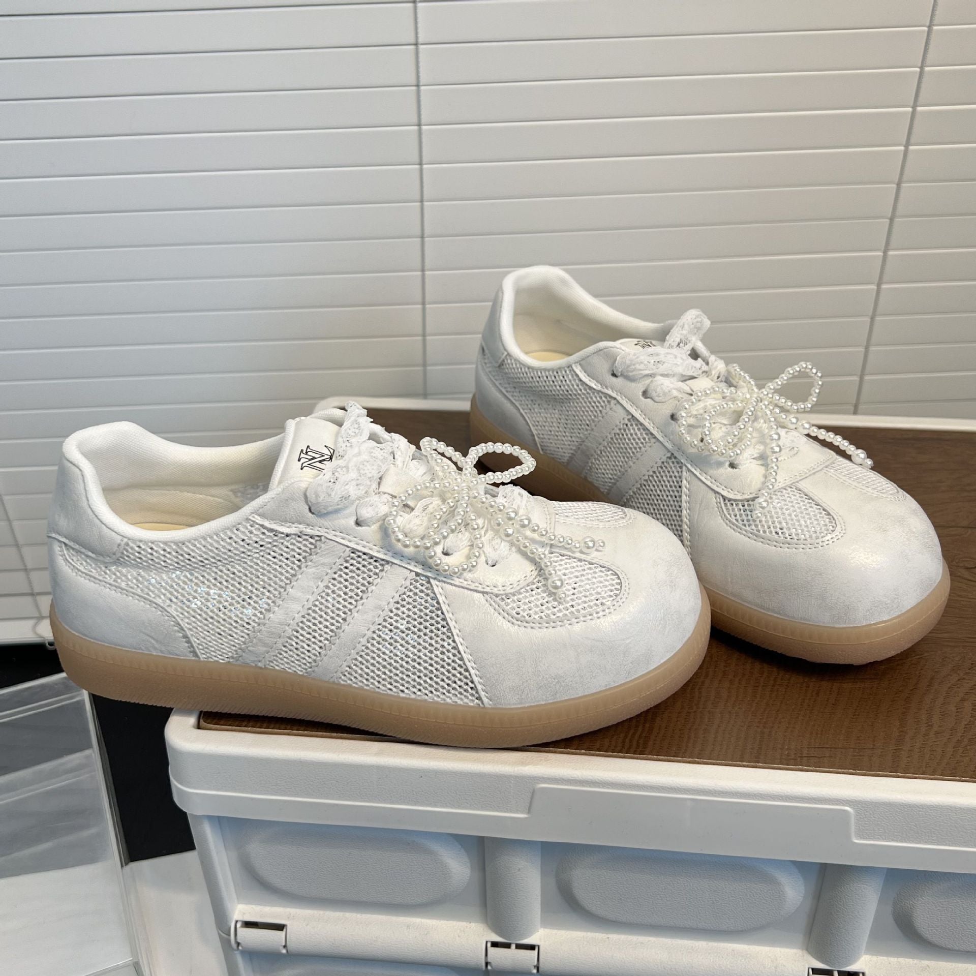 Damen Atmungsaktive Sneakers mit eleganten Details R&B