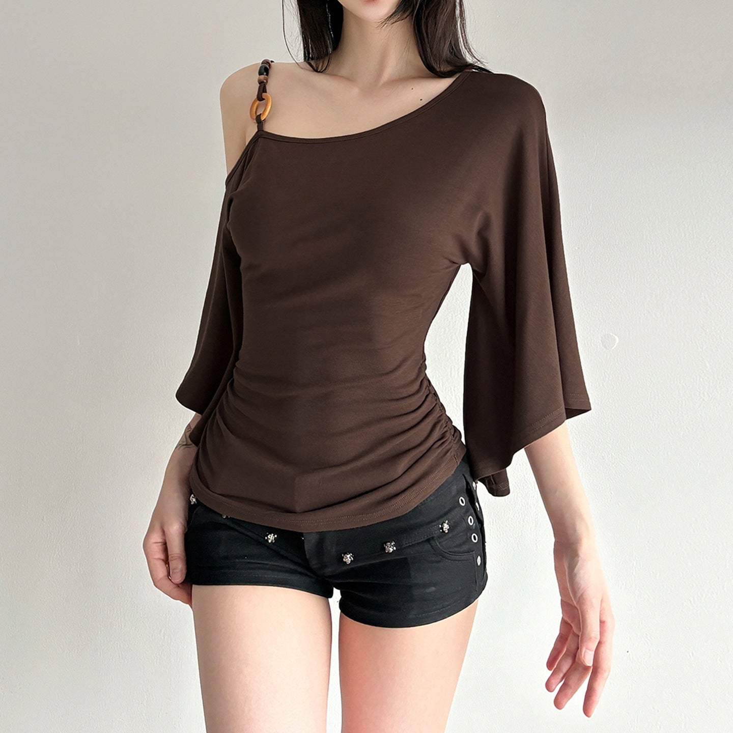 Damen asymmetrisches Oberteil mit fließenden Ärmelansätzen R&B