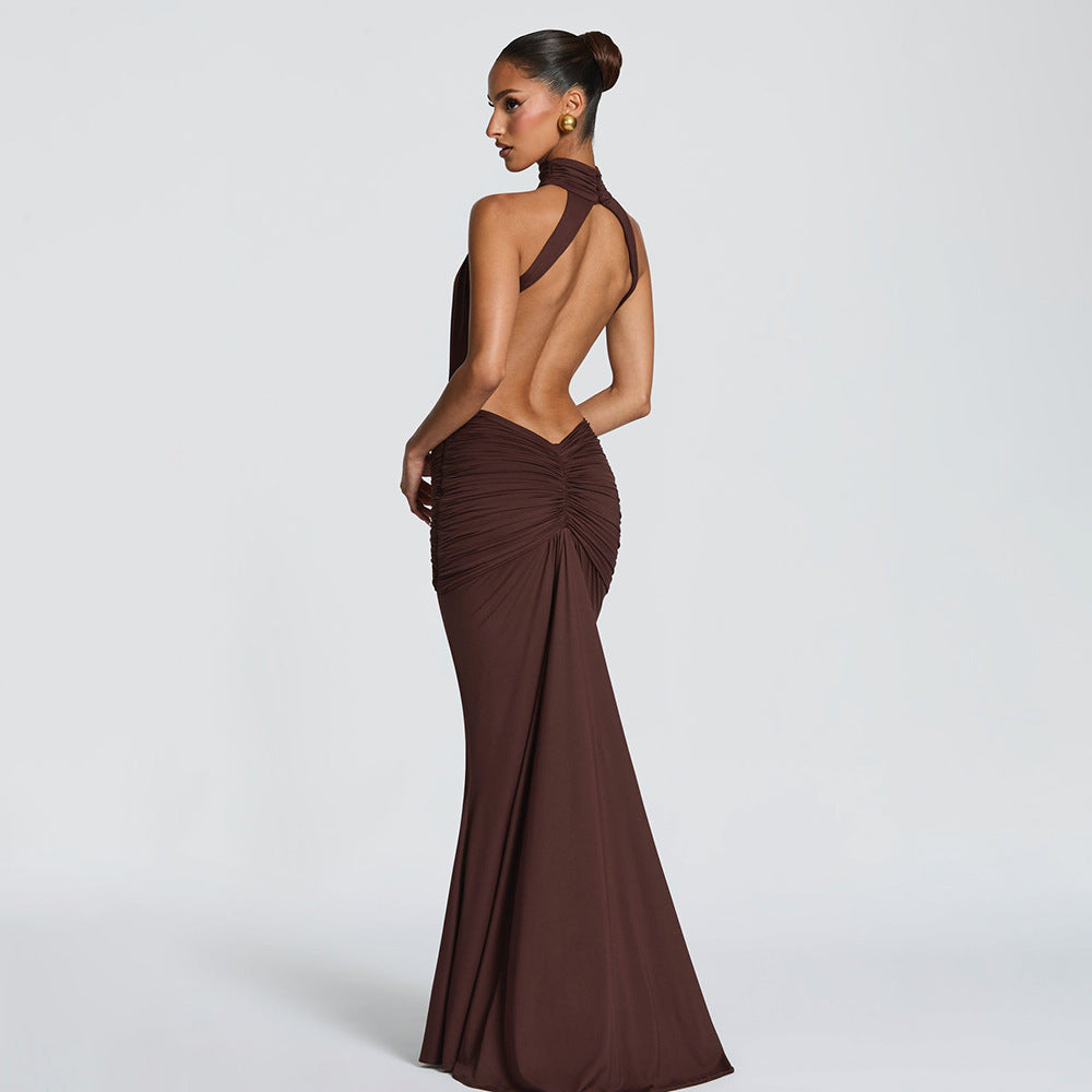 Damen Figurumspielendes Abendkleid mit hochgeschlossenem Design und raffinierten Drapierungen R&B