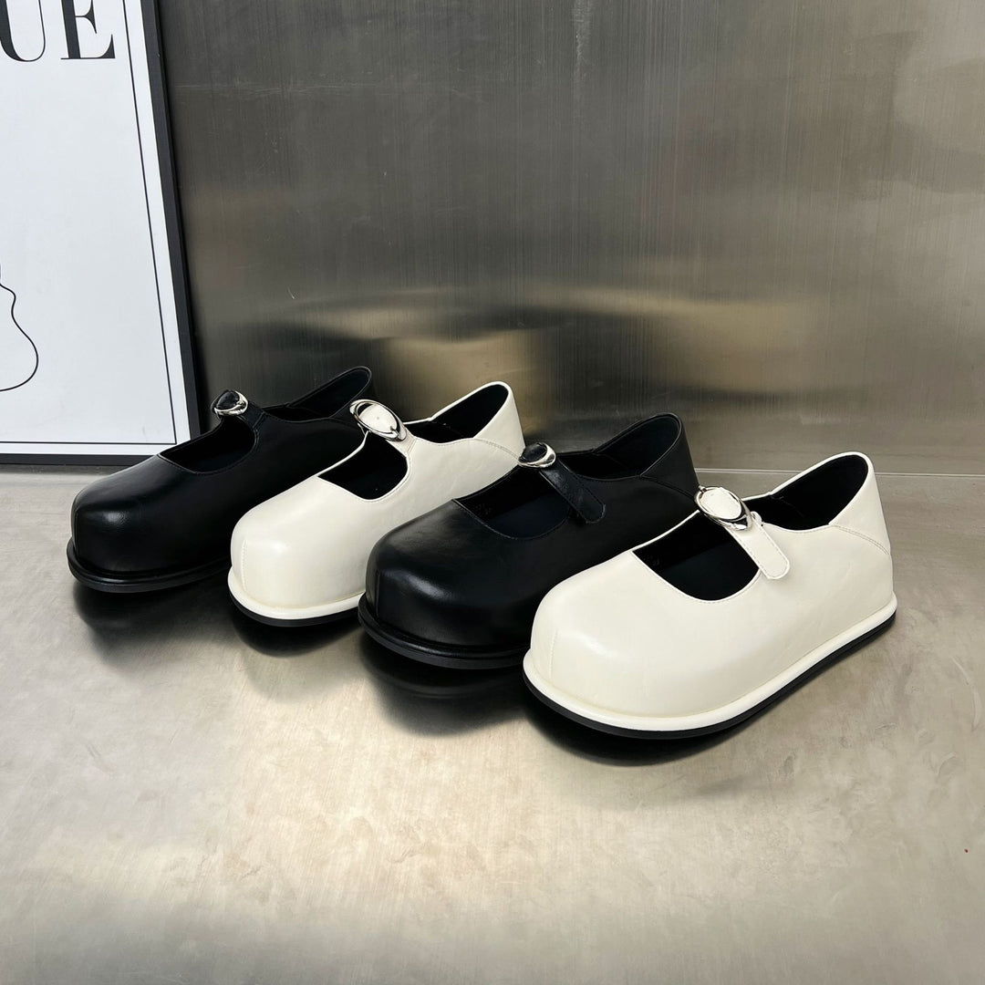 Damen Komfortable Clogs mit stilvollem Riemen und robustem Fußbett R&B